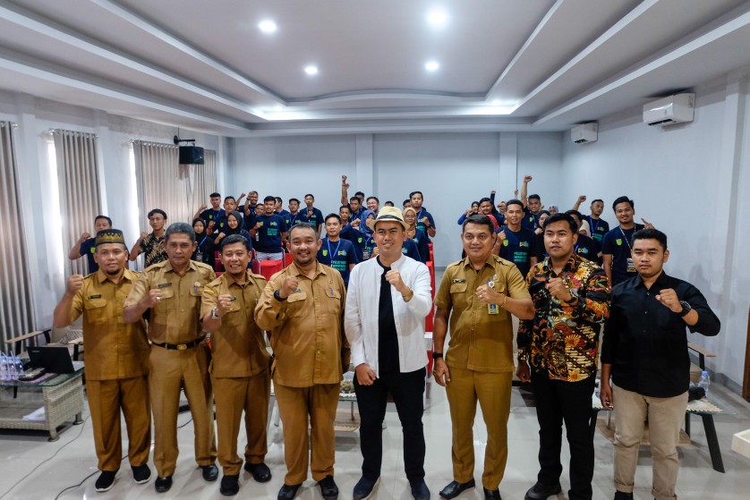 Sekretaris Disparporabud Inhil Membuka Pelatihan Wirausaha Muda Kabupaten Indragiri Hilir Tahun 2023